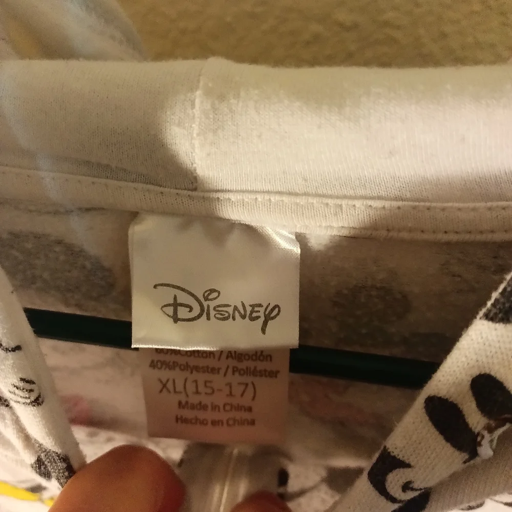 Mickey - Picture 2 of 2